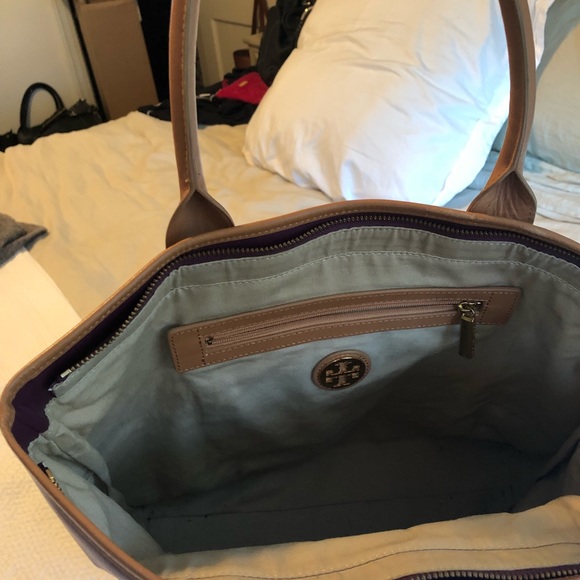 Tory Burch Jaden Leather Color Block Tote - Picture 3 of 3